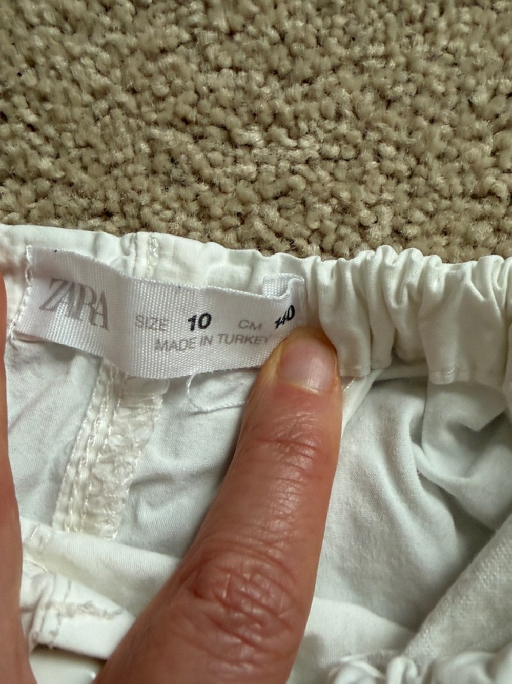 Girl’s White Cargo Jogger Pants - Elastic Waist & Ankle - Picture 2 of 3